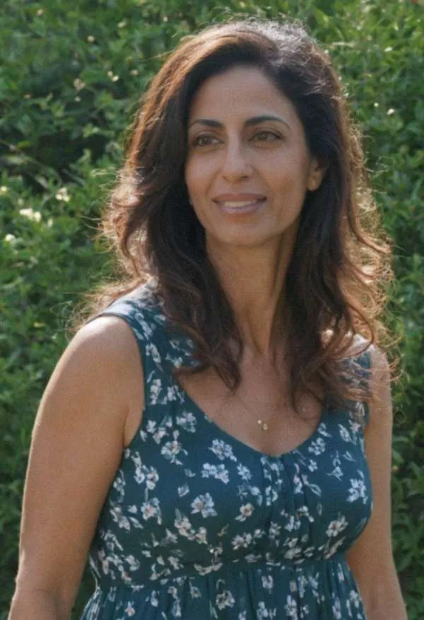 Madeleine, 42