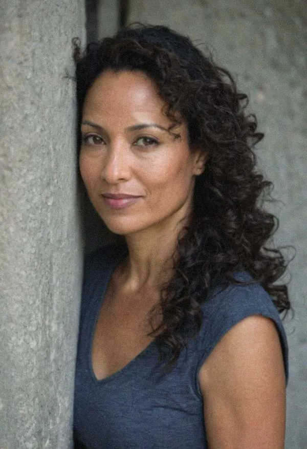 Madeleine, 40