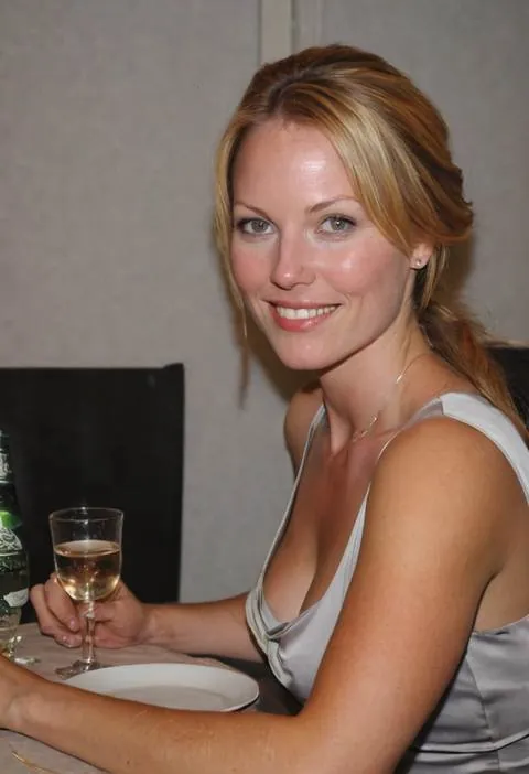 Sofia, 44